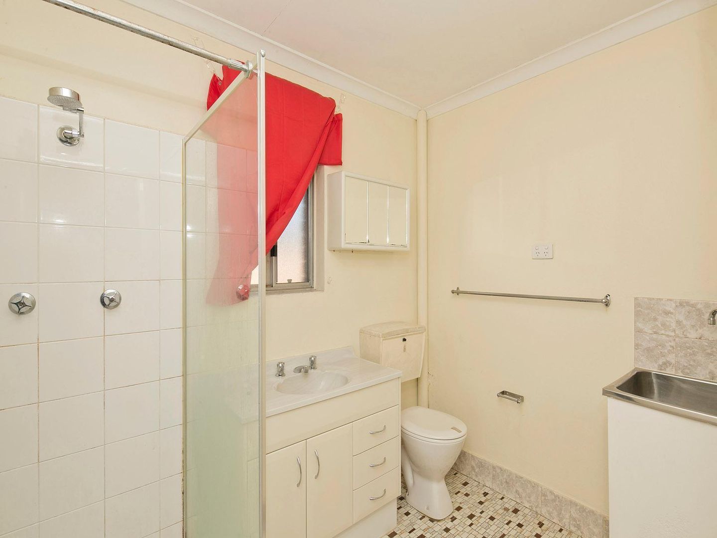 8 2 Donald Road Queanbeyan Nsw 2620 Apartment For Rent