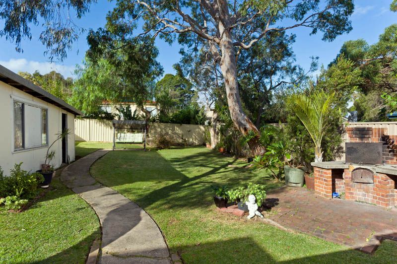 4 Bonnie View Street, BURRANEER NSW 2230, Image 0