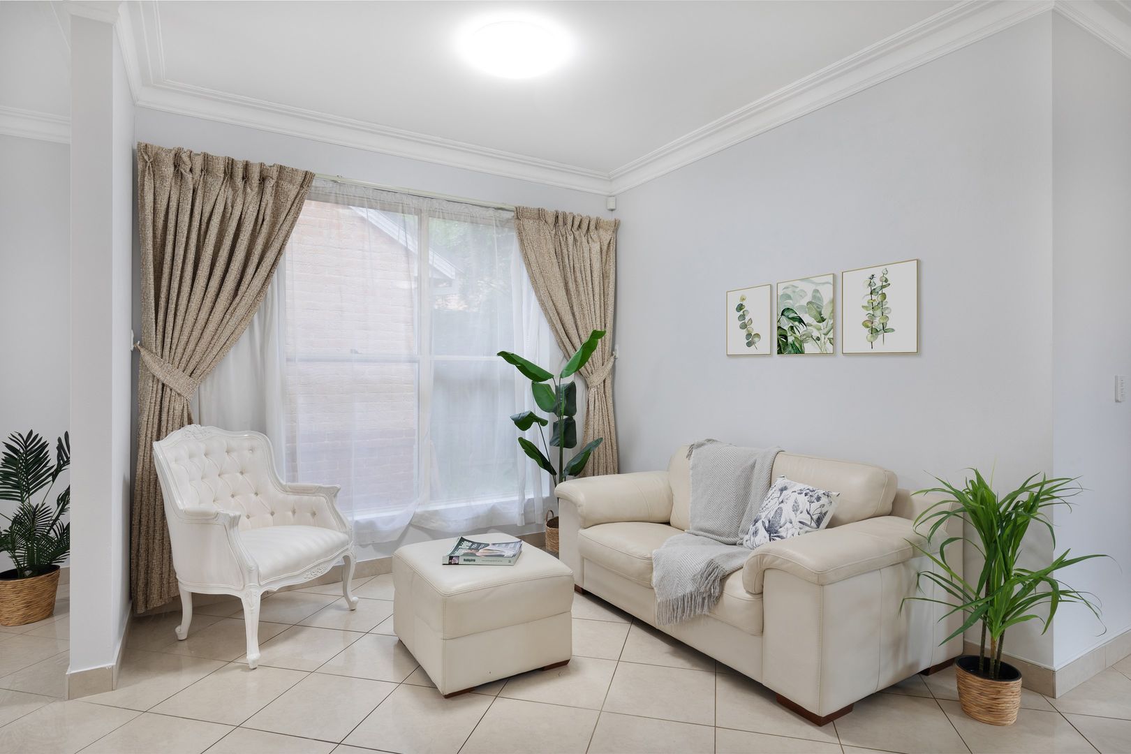 9/2 Pearce Street, Baulkham Hills NSW 2153, Image 2