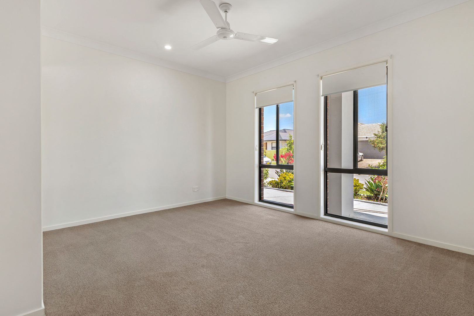 9 Xanadu Street, Gledswood Hills NSW 2557, Image 1