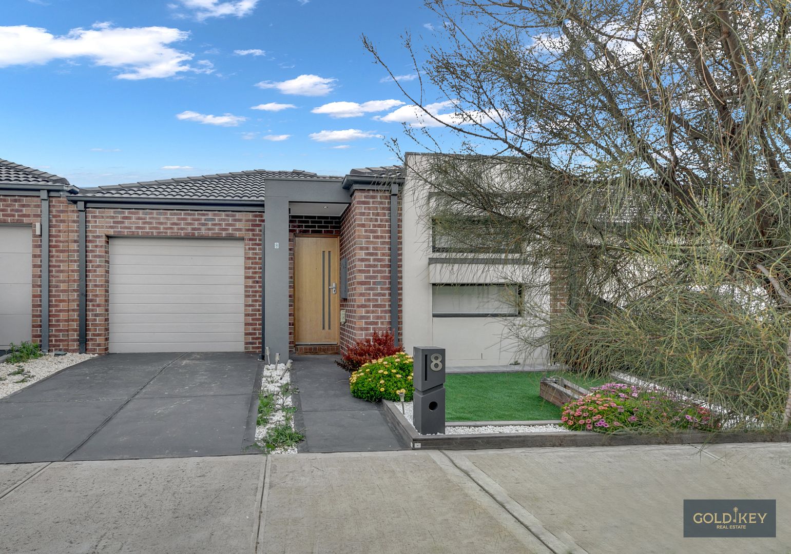 8 Barnsley Street, Truganina VIC 3029, Image 1