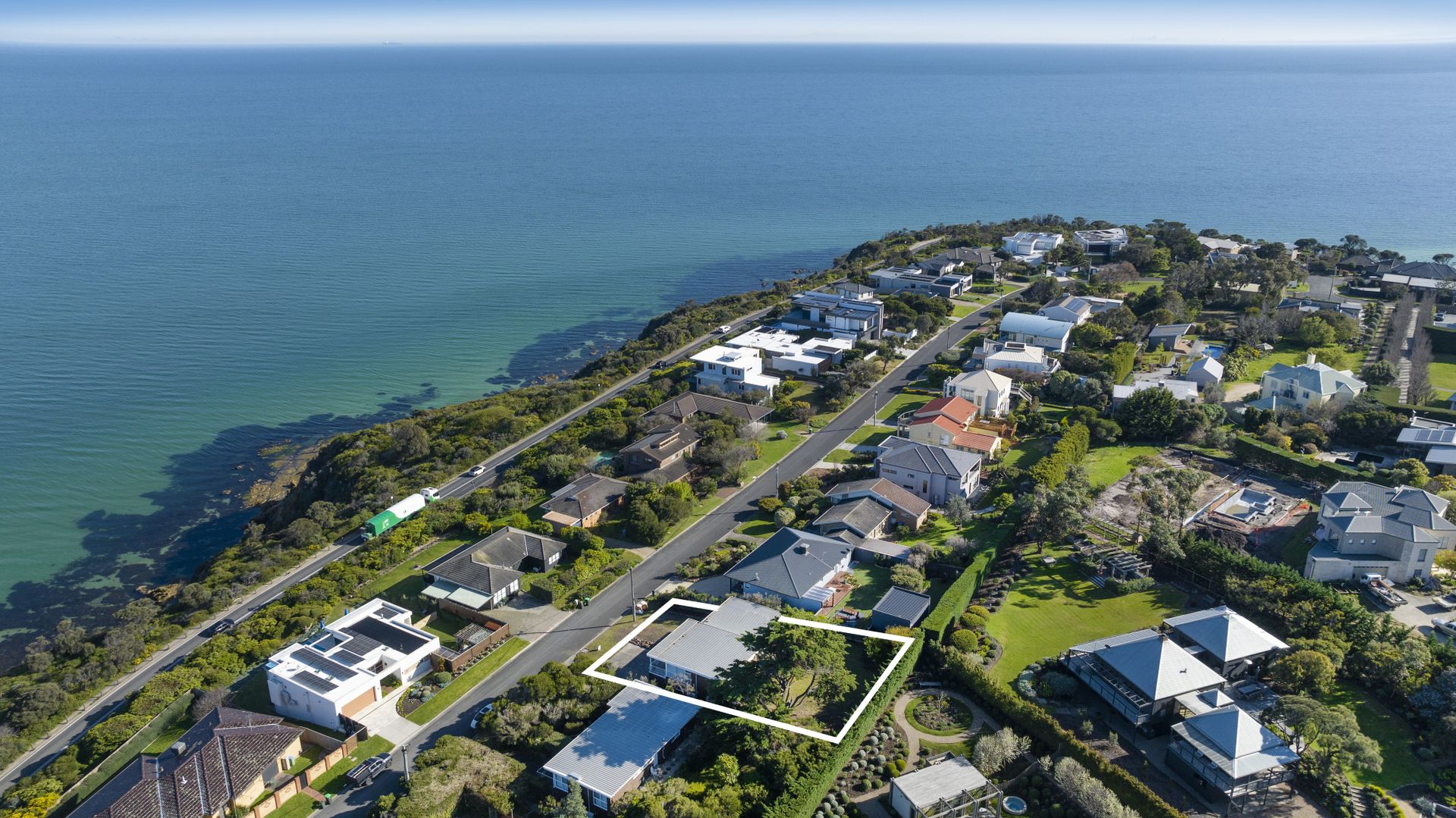 10 Two Bays Crescent, Mount Martha VIC 3934, Image 1