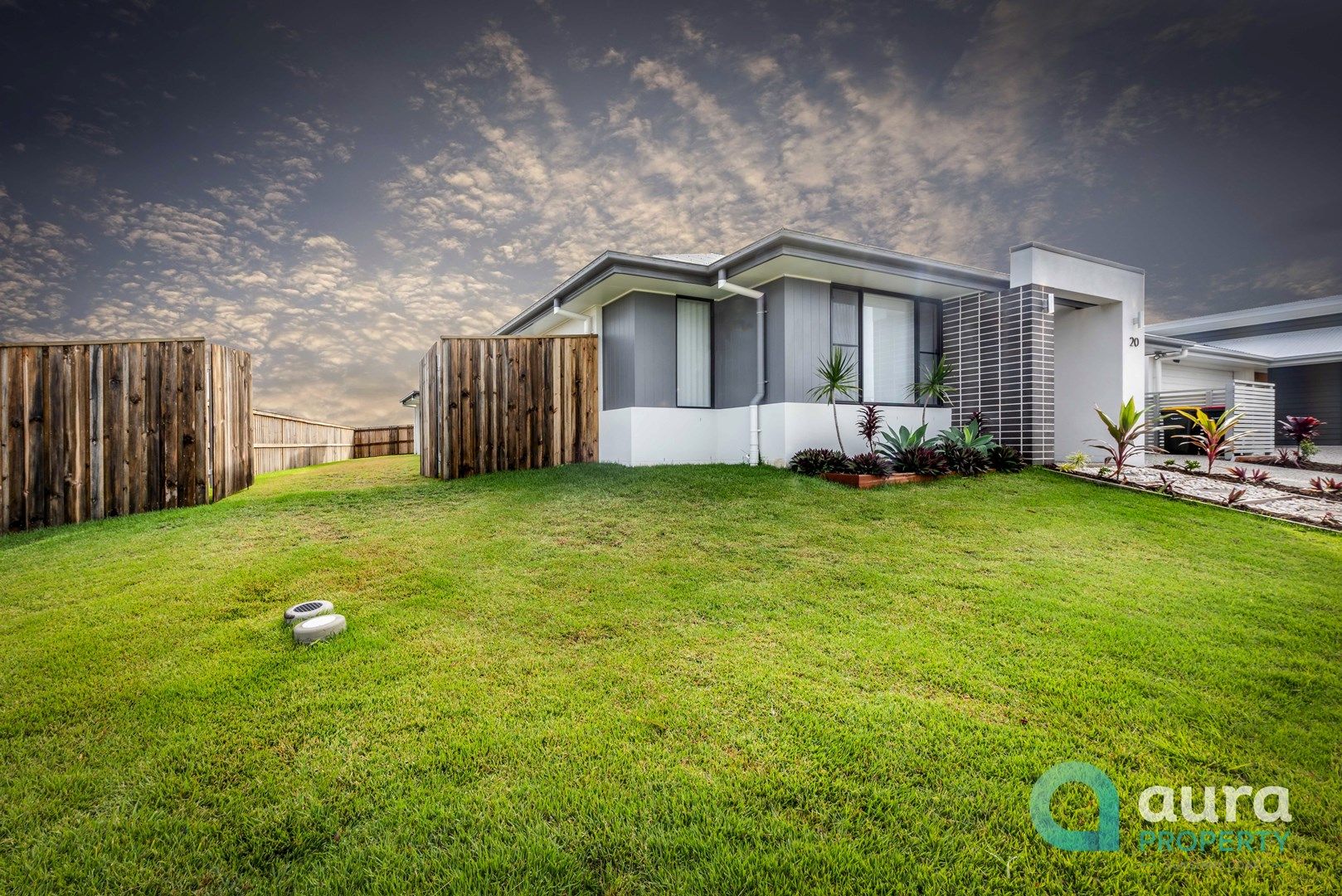 20 Toyne St, Caloundra West QLD 4551, Image 0