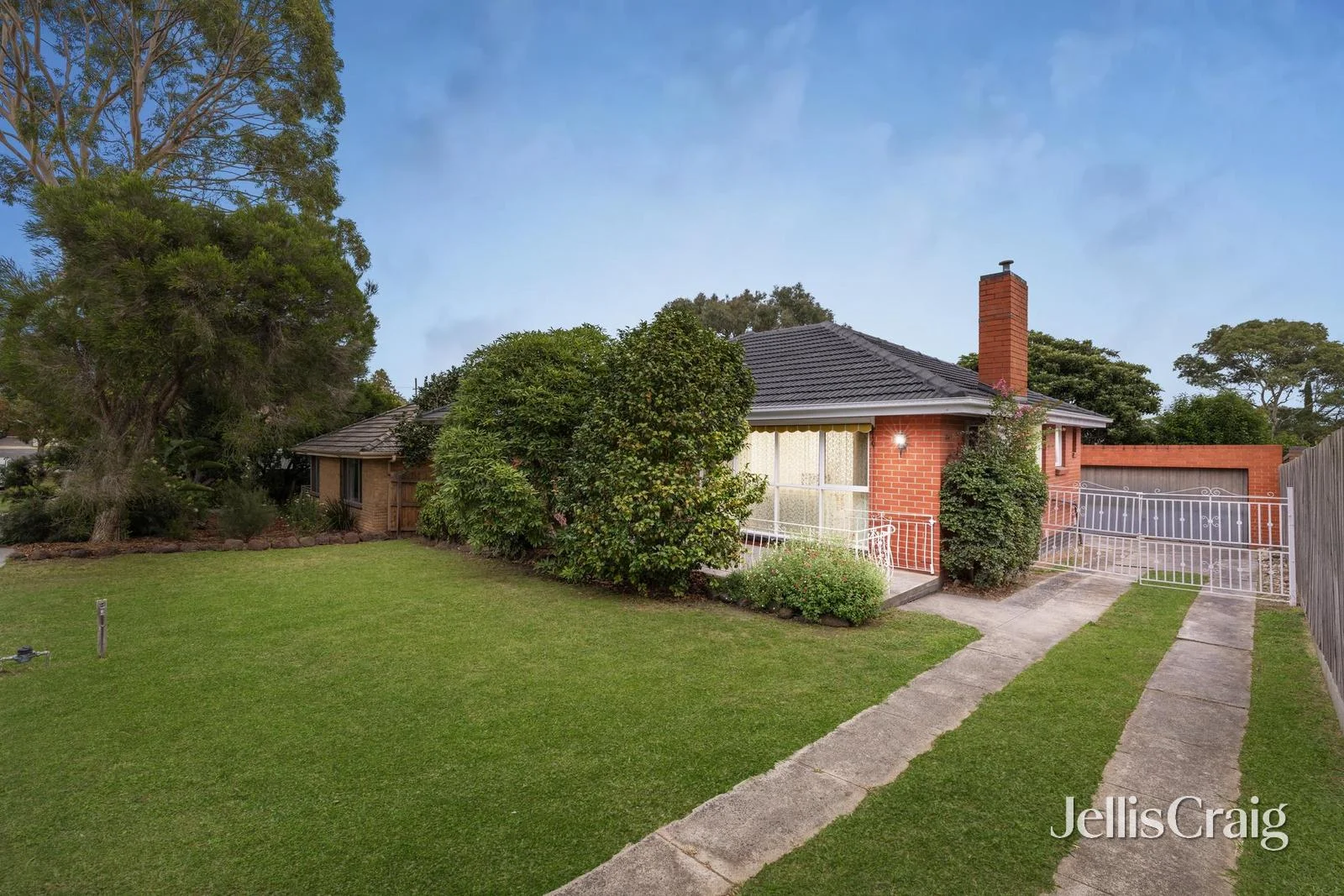 10 Chamberlin Court, Blackburn South VIC 3130