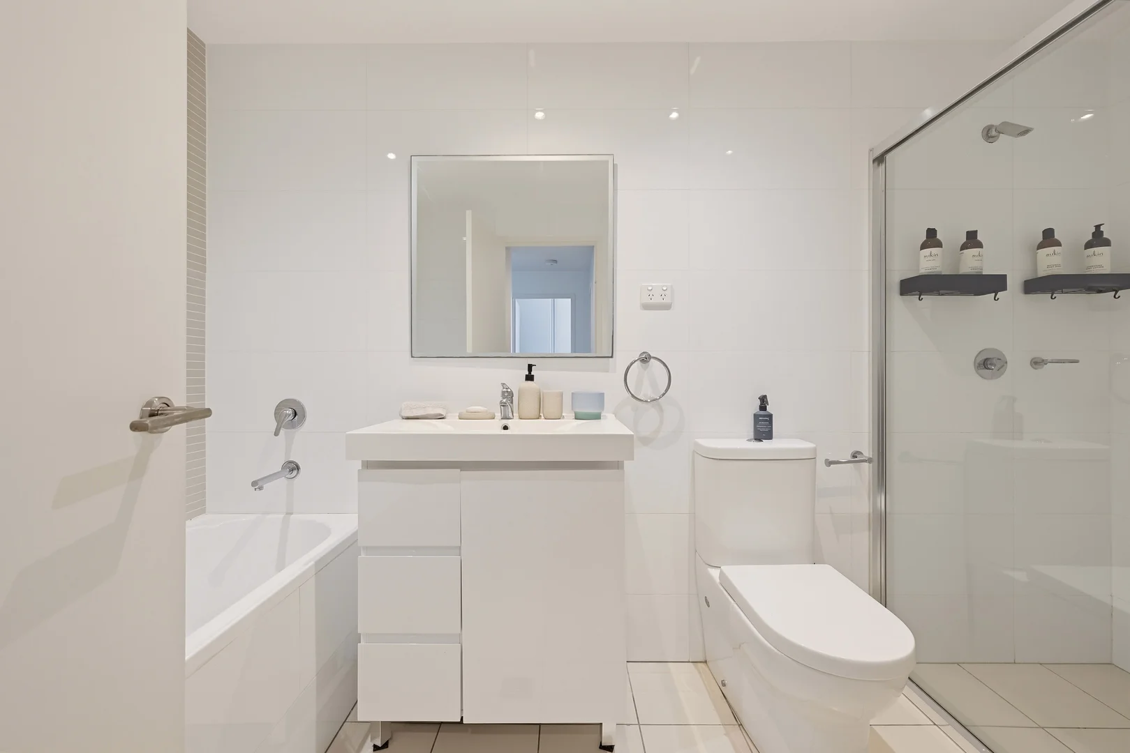 1301/43 Wilson Street, Botany NSW 2019 - Apartment For Rent | Domain