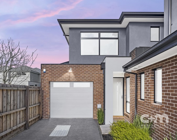 3/21 First Avenue, Strathmore VIC 3041