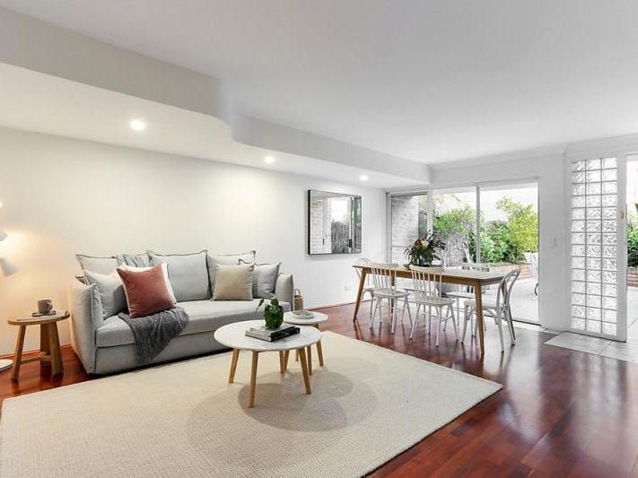 2 bedrooms Townhouse in 2/52 Warners Avenue BONDI NSW, 2026
