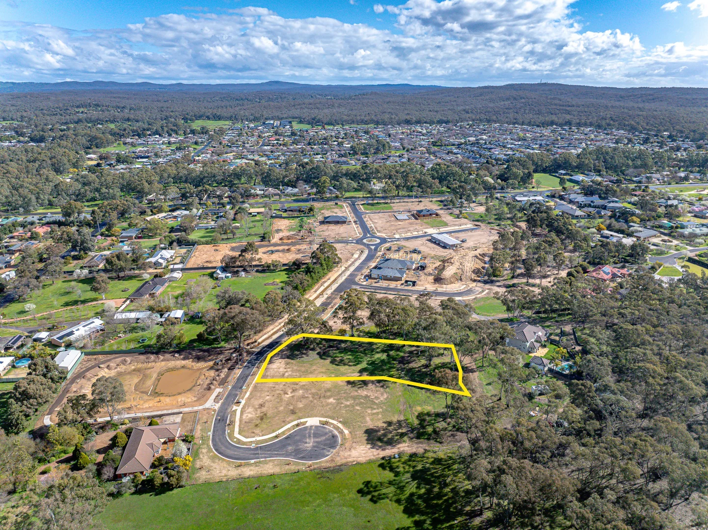 19 Bark Street, Strathfieldsaye VIC 3551 | Domain