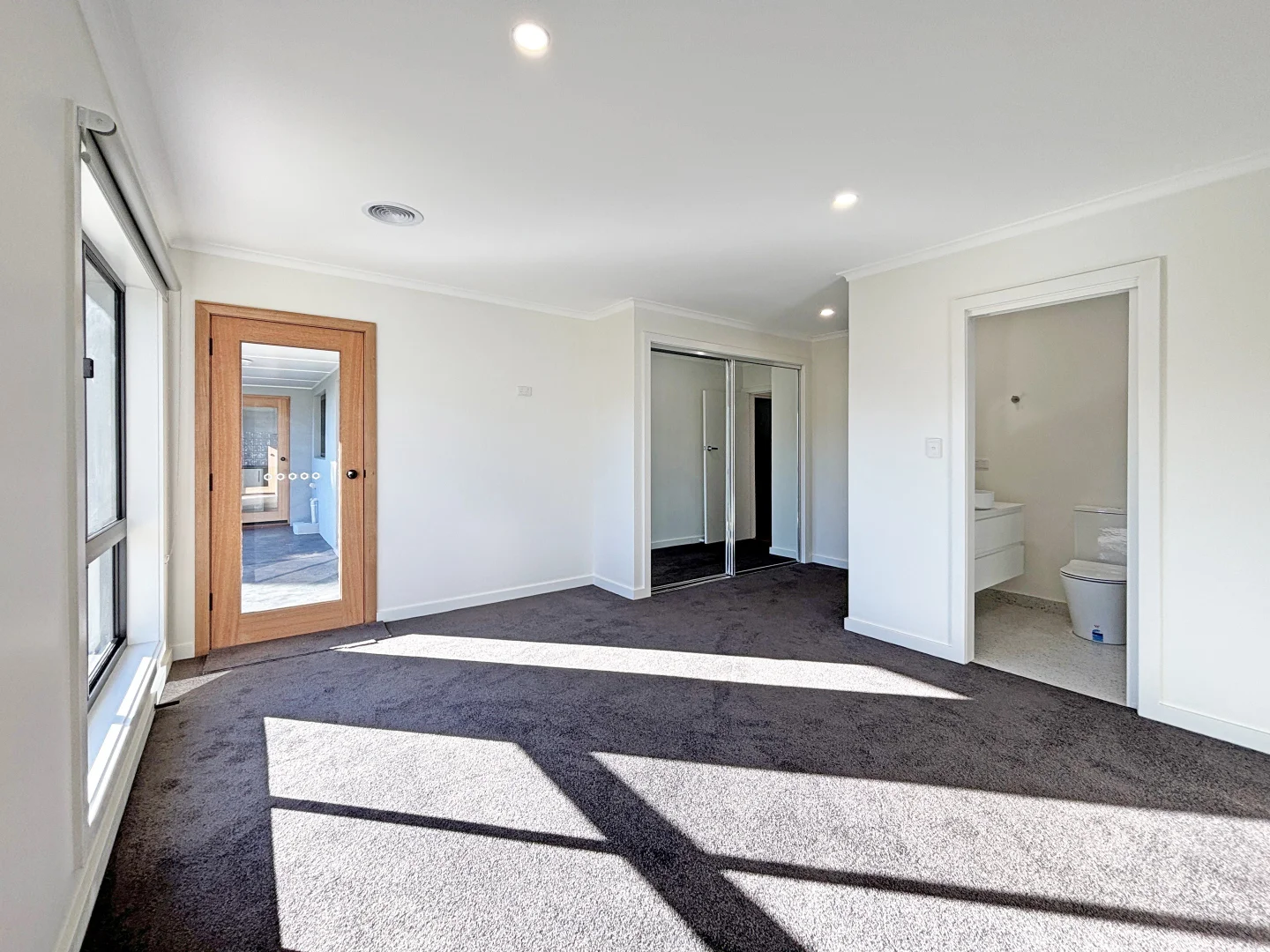 Additional image 5 of 1 Darnum Street, Drouin VIC 3818