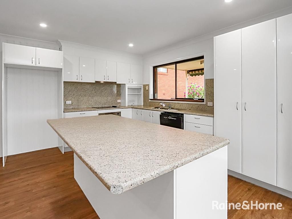 30 College Road, South Bathurst NSW 2795, Image 1