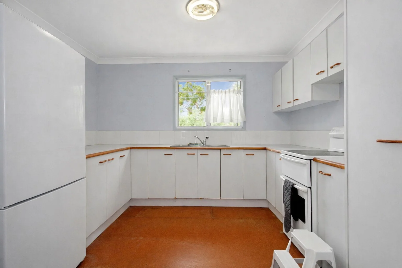 Additional image 3 of 19 Baracoota Street, Macleay Island QLD 4184