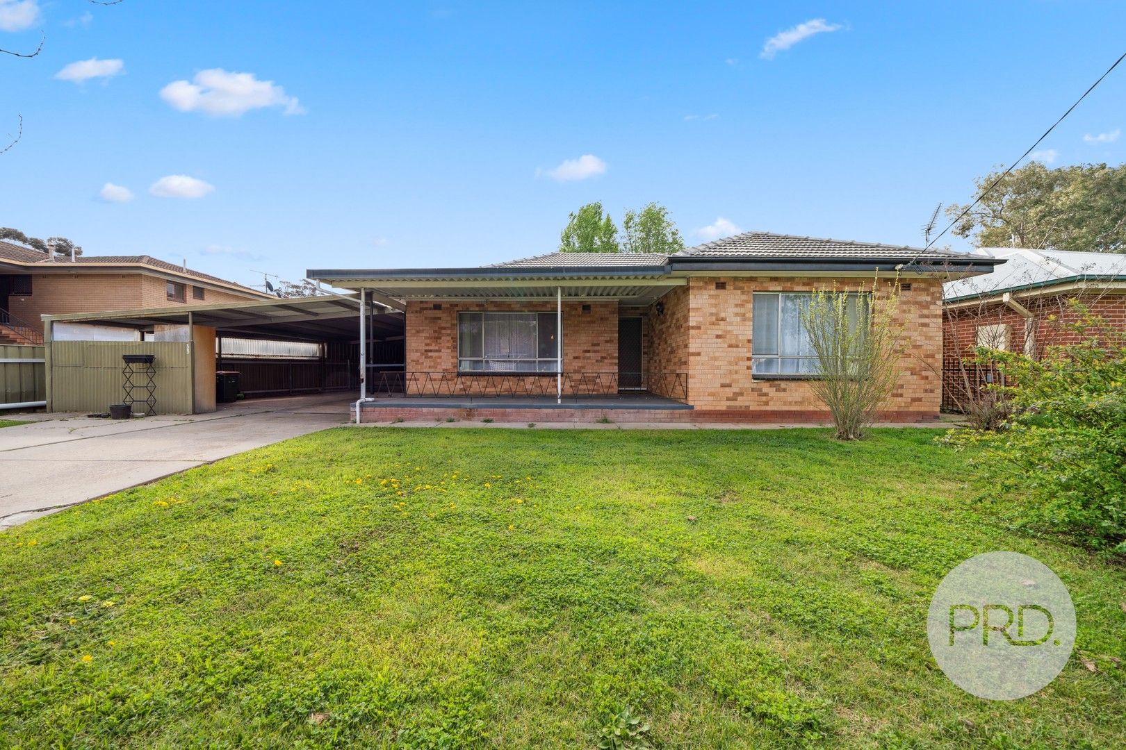 33 Higgins Avenue, Wagga Wagga NSW 2650, Image 0