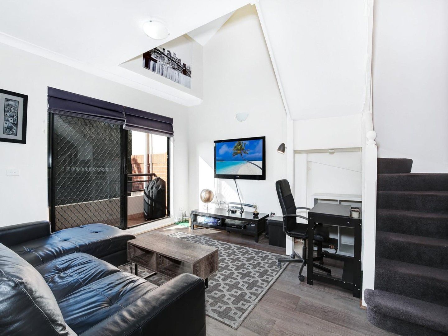 2 bedrooms Apartment / Unit / Flat in 11/553 Mowbray Road LANE COVE NSW, 2066
