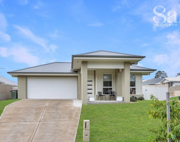 7 Rigby Drive, North Rothbury NSW 2335