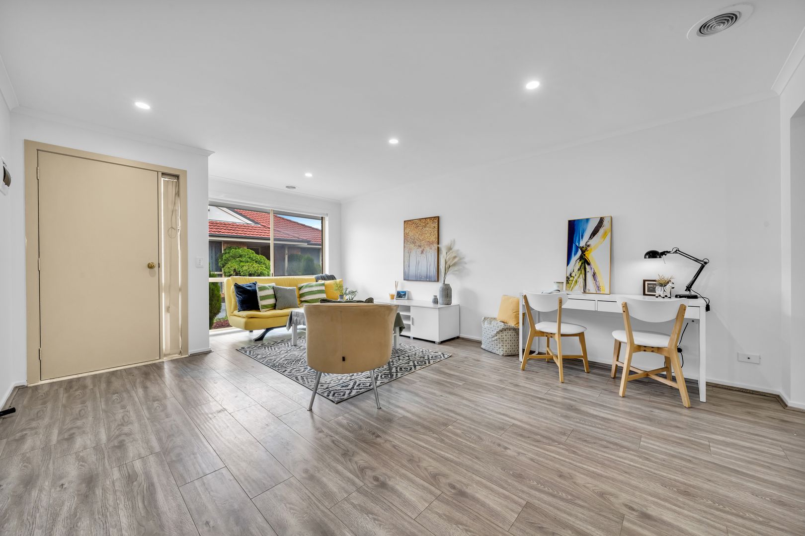 7/17 Linmac Drive, Hampton Park VIC 3976, Image 2