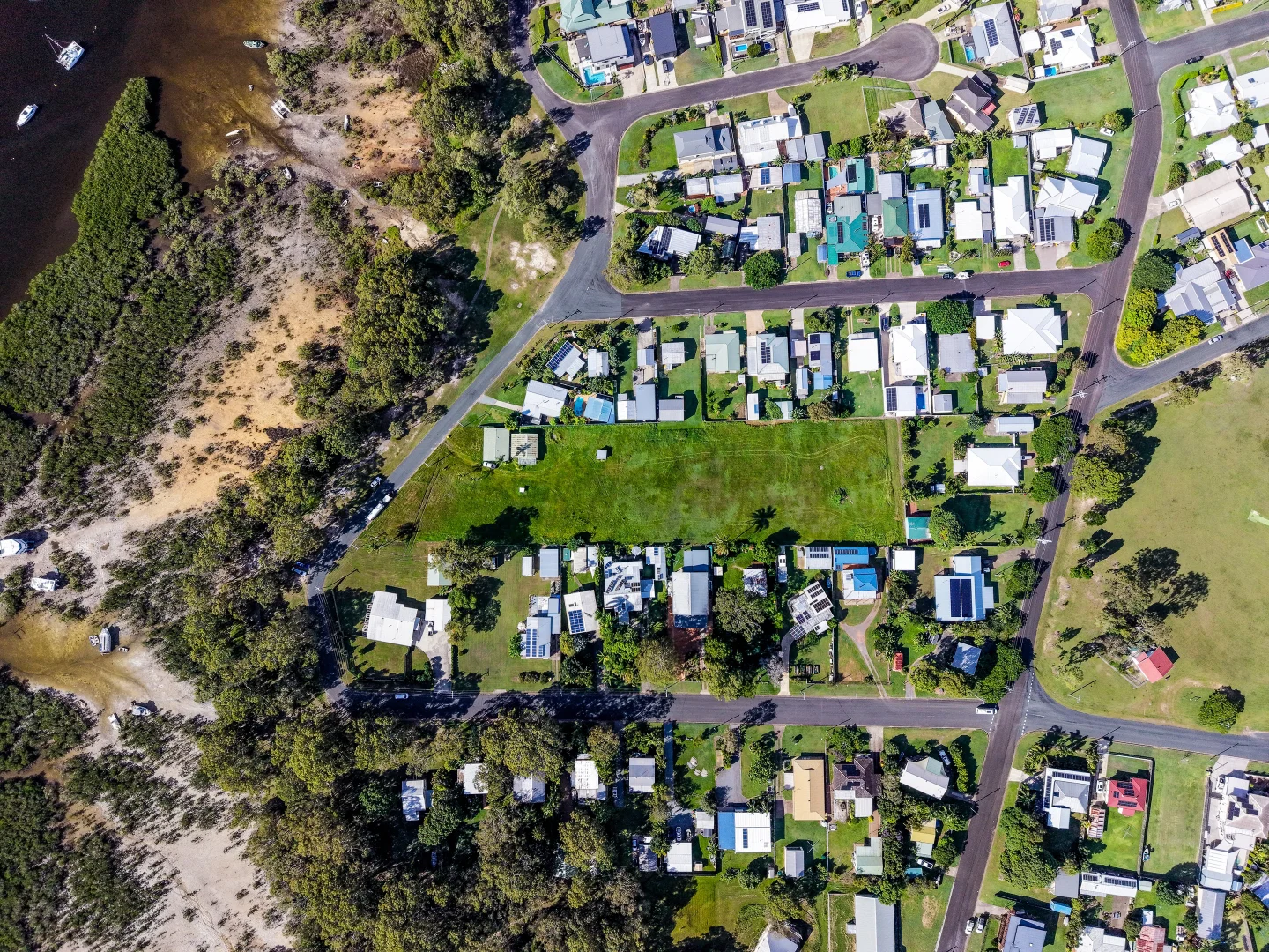 Additional image 2 of 24-26 Oyster Parade, Tin Can Bay QLD 4580