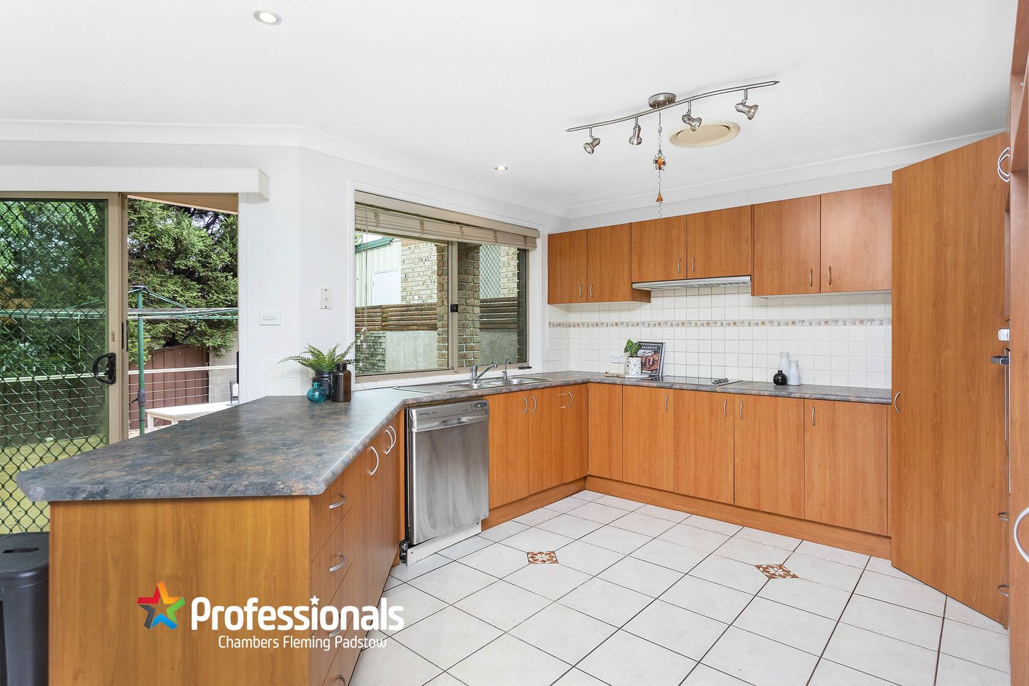 46 Brockman Avenue, Revesby Heights NSW 2212, Image 2