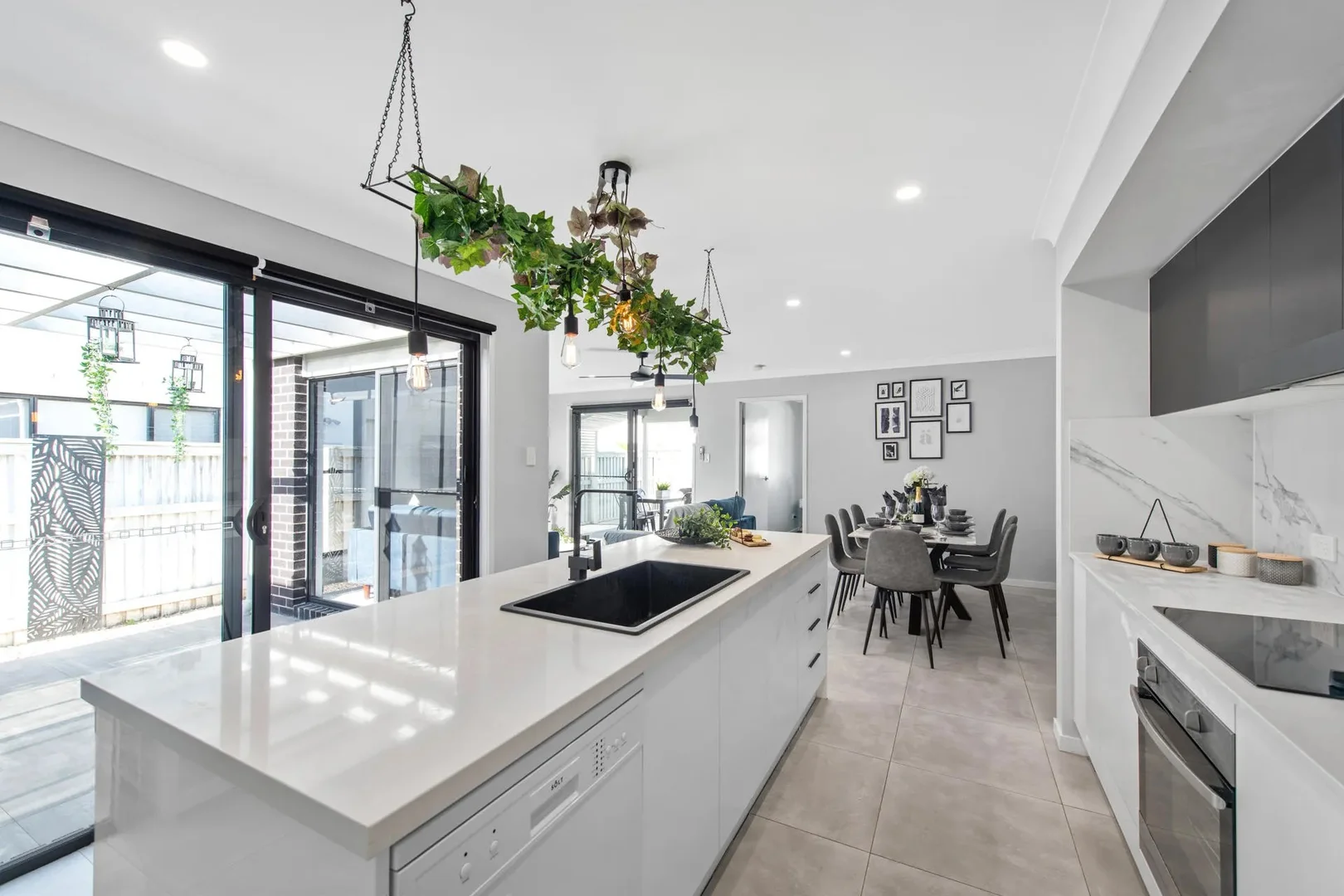 Additional image 5 of 19 Buccaneer Street, Newport QLD 4020