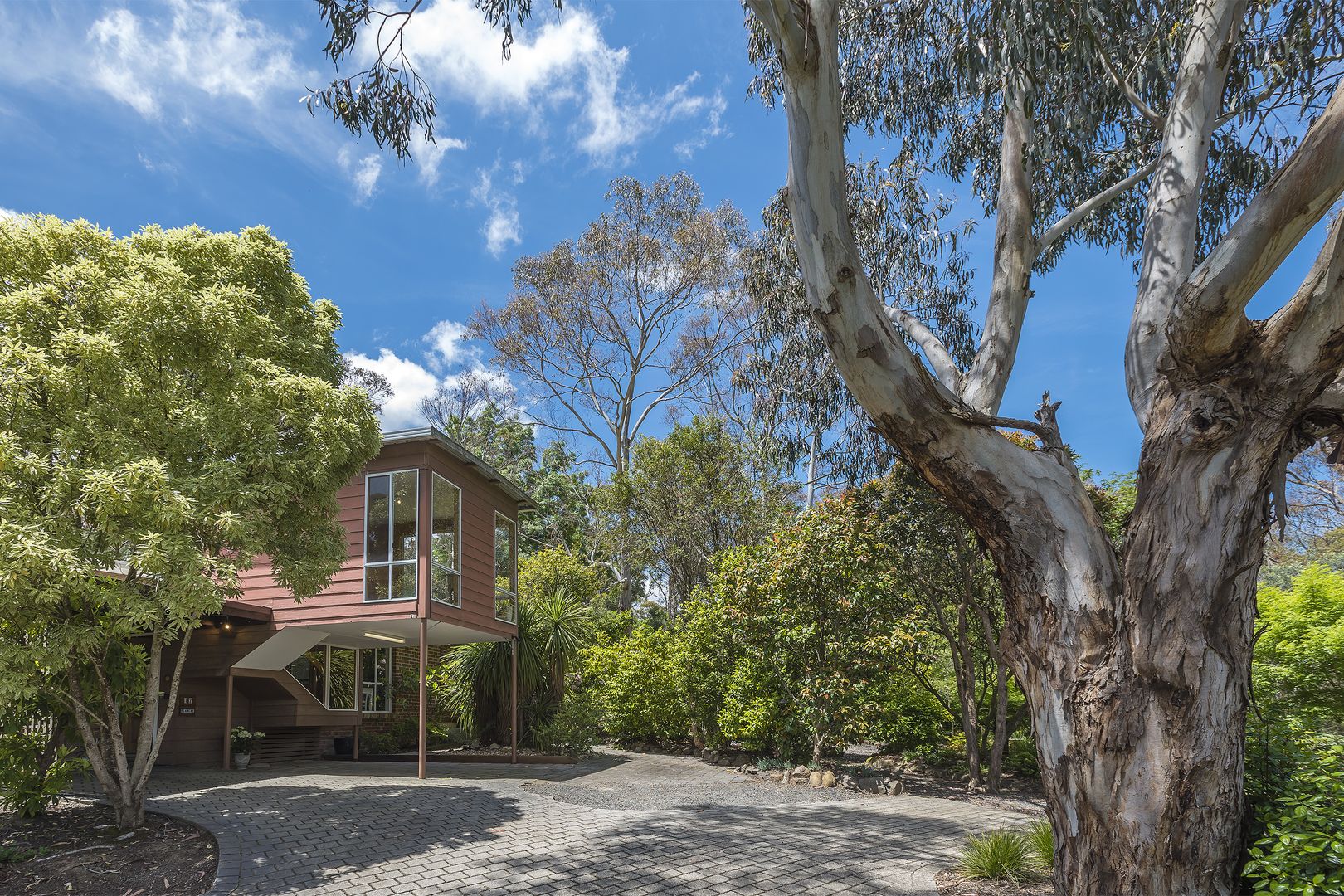 12 Blanche Parade, Mount Macedon VIC 3441, Image 2