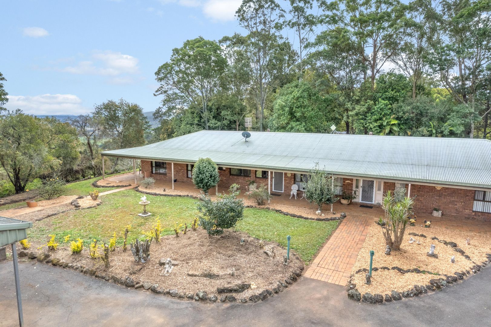 311 Cowlong Road, Mcleans Ridges Property History & Address Research