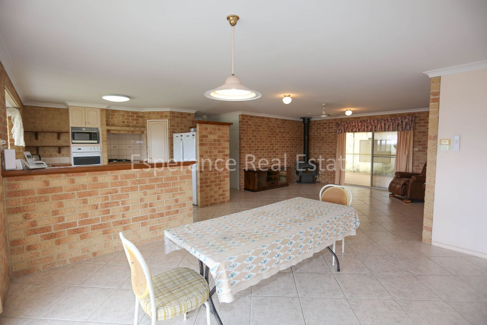 2 Muresk Close, West Beach WA 6450, Image 2