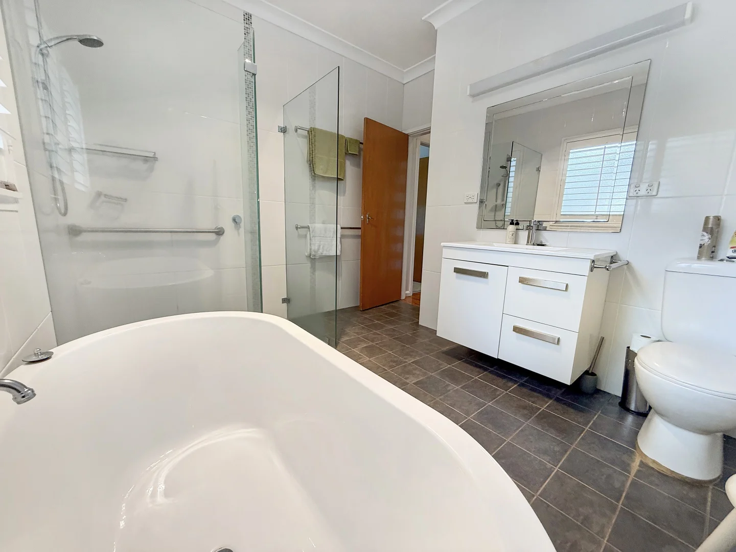 Additional image 13 of 38 Grenfell Street, Parkes NSW 2870