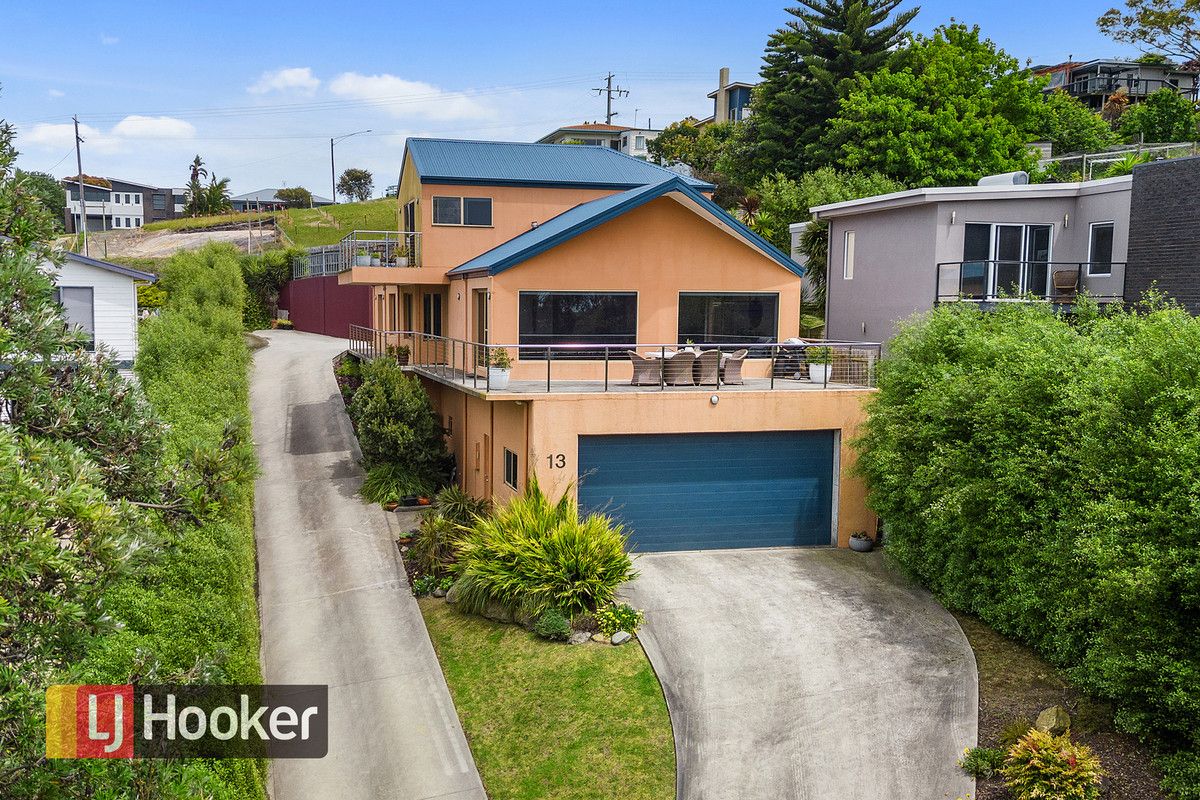 13 Outlook Avenue, Lakes Entrance VIC 3909 Domain