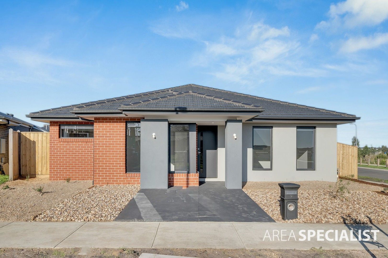 2 Gecko Crescent, Clyde North VIC 3978 - House For Rent | Domain