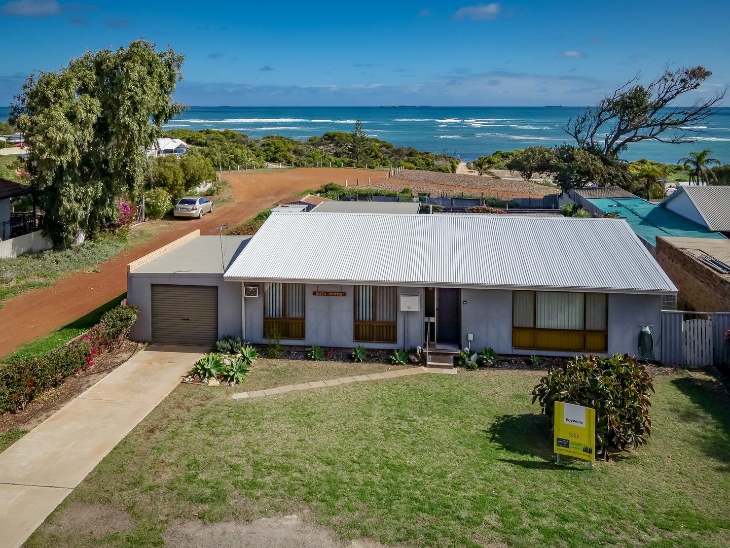 43 Hillview Drive, Drummond Cove WA 6532, Image 0