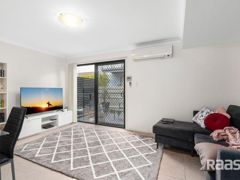 42/10 Riverview Road, Nerang QLD 4211, Image 2