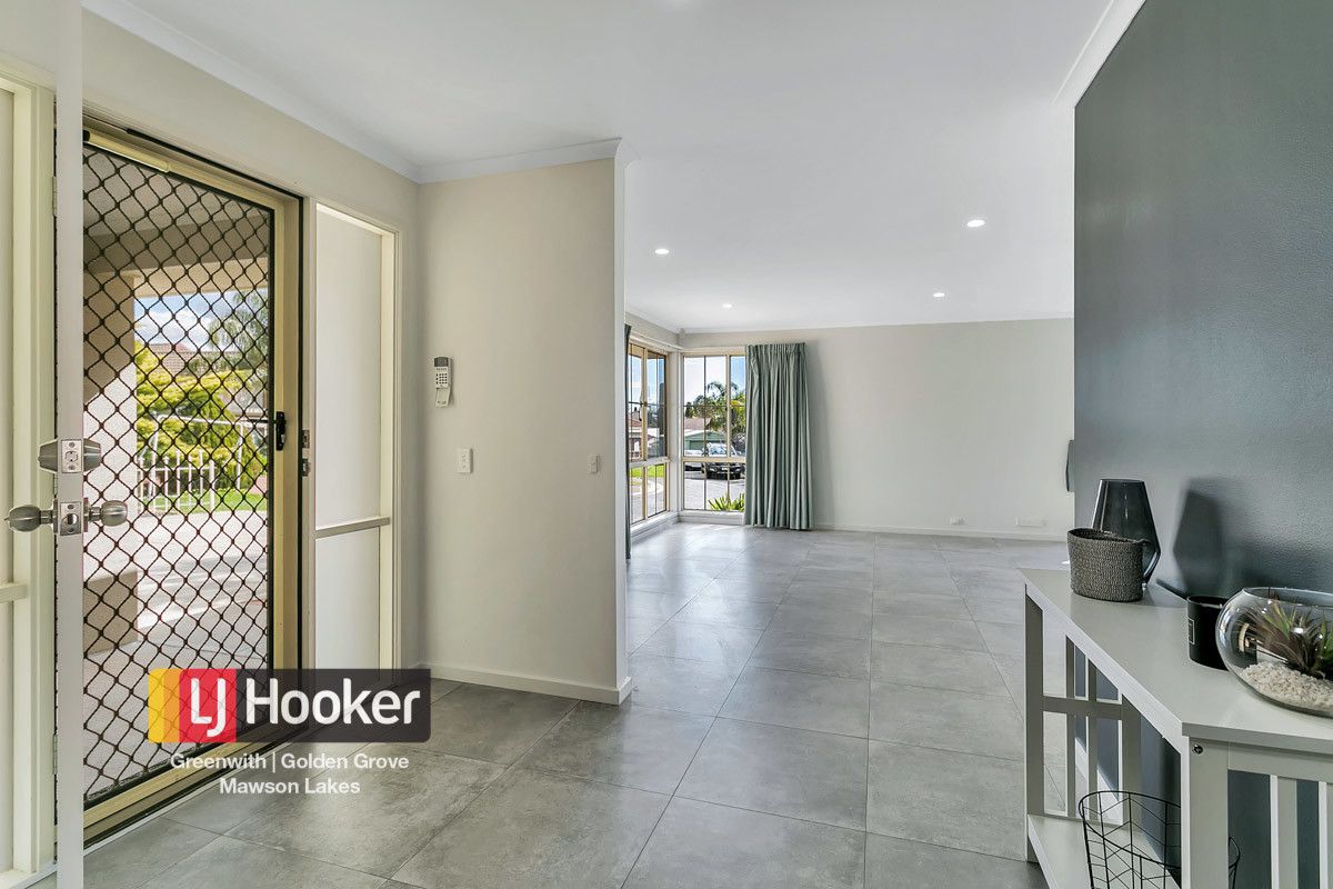 8 Manorhall Court, Salisbury Heights SA 5109, Image 1