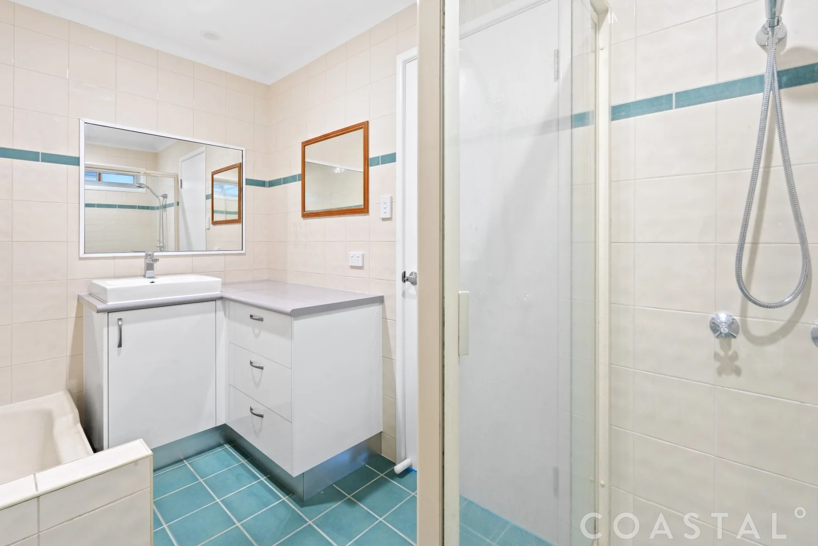 Additional image 12 of 12 Pacific Boulevard, Broadbeach Waters QLD 4218