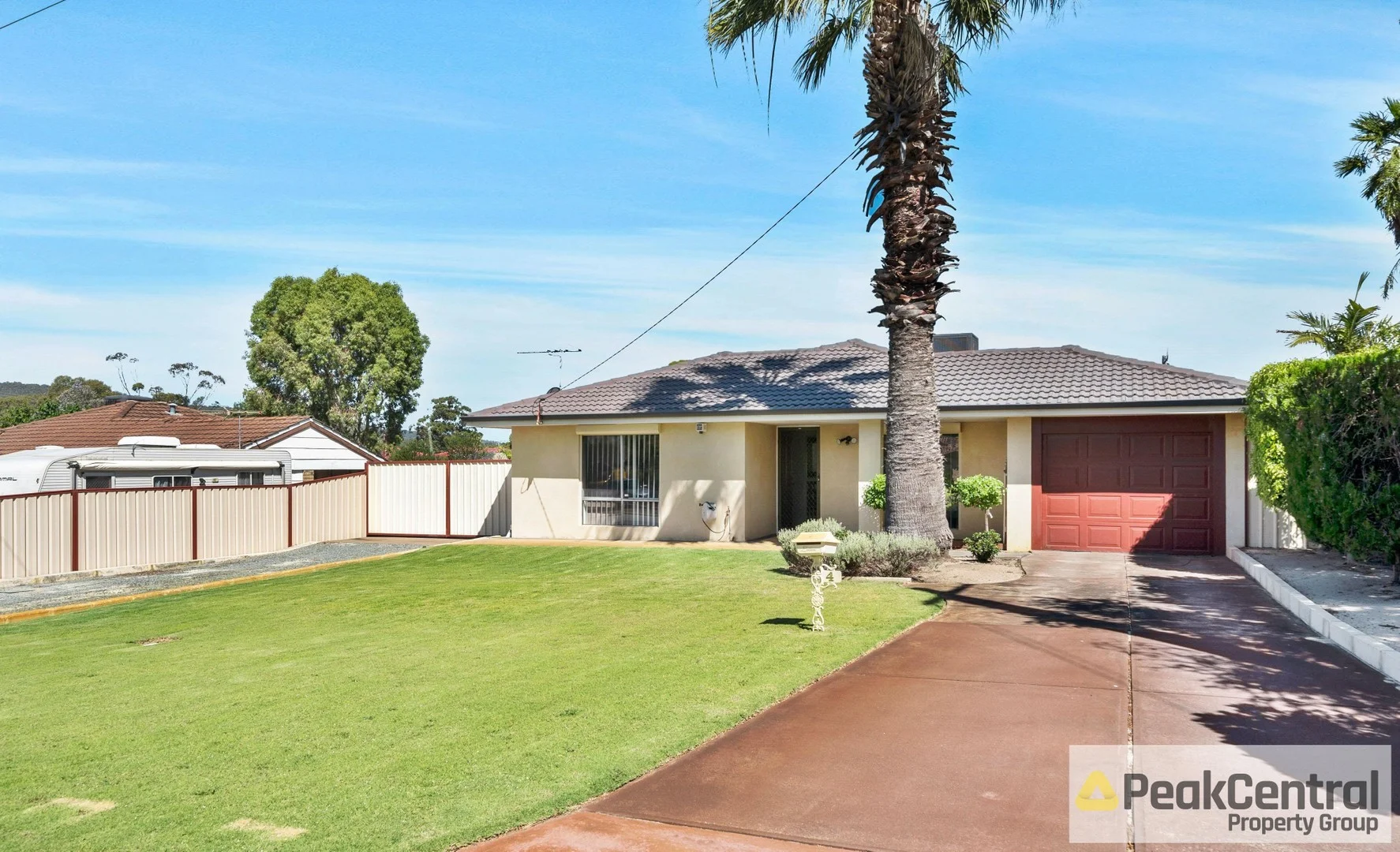 4 Tall Karri Close, Camillo WA 6111