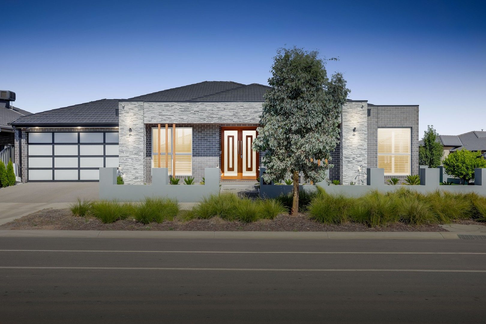 4 bedrooms House in 28 Sustainable Drive CRAIGIEBURN VIC, 3064