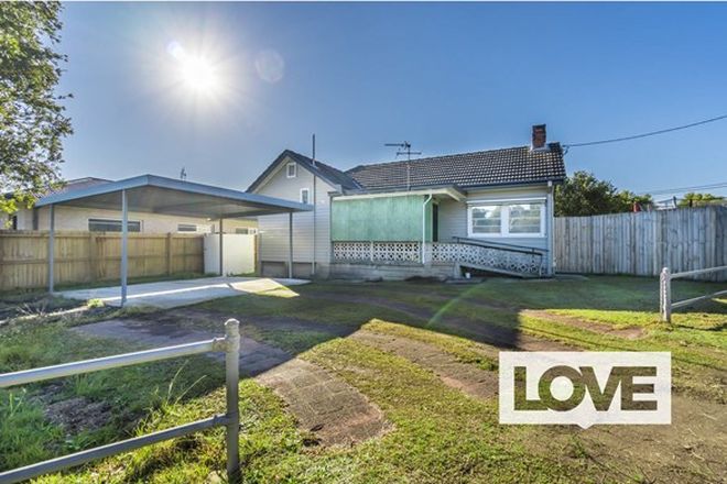 136 Real Estate Properties For Sale In Fishing Point Nsw 2283