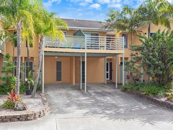 9/215 Cottesloe Drive, Mermaid Waters QLD 4218