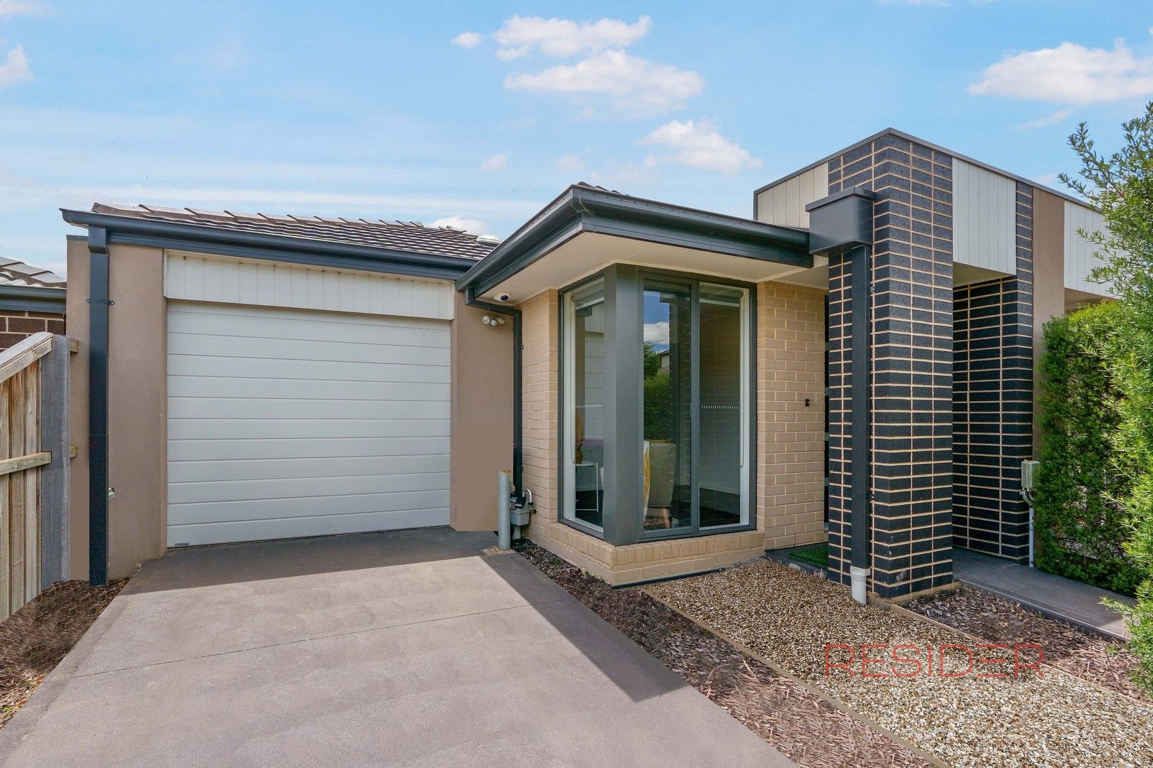 2 bedrooms House in 3 Coleen Street MERNDA VIC, 3754