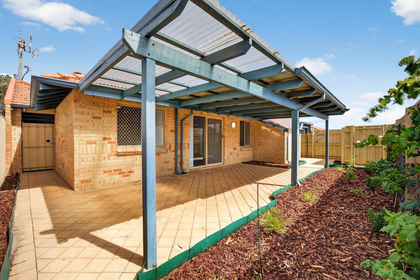 Additional image 30 of 1/39 Elizabeth Street, Cloverdale WA 6105