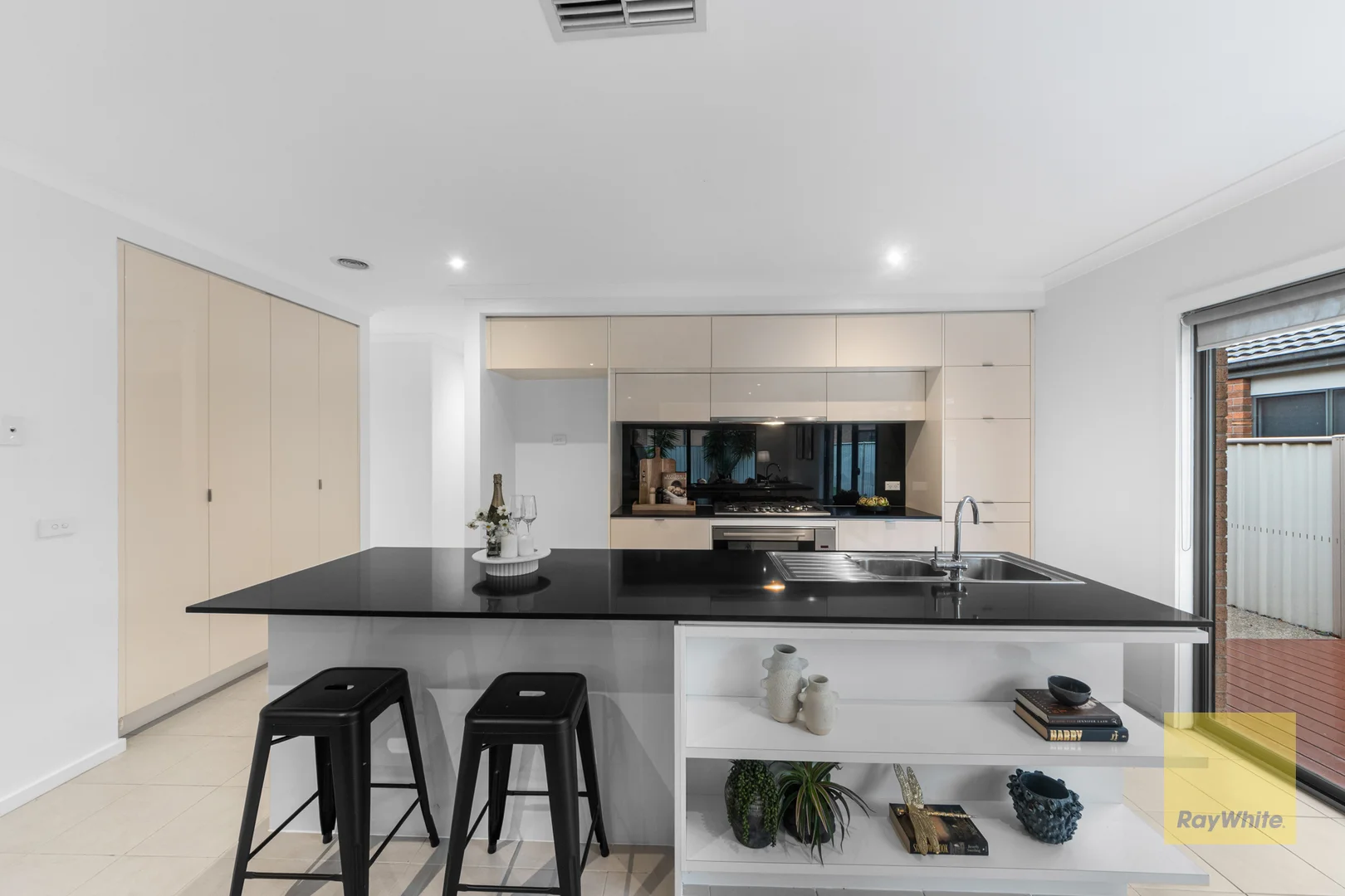 Additional image 9 of 16 Locksley Drive, Truganina VIC 3029