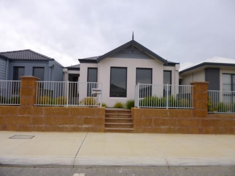 3 bedrooms House in 28 Conferta Link BANKSIA GROVE WA, 6031