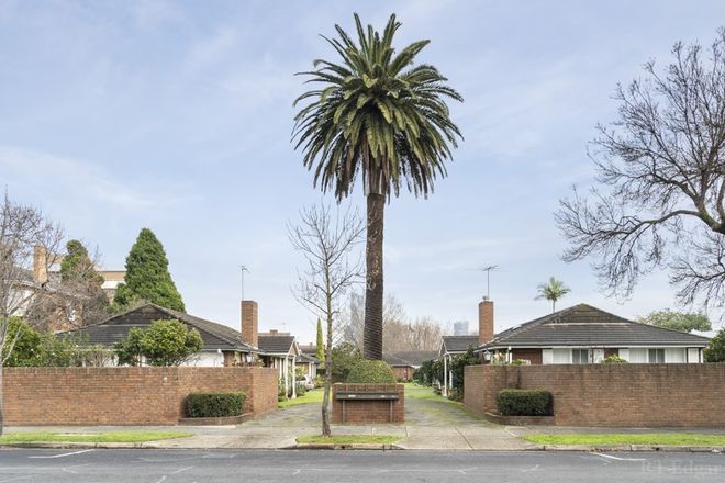 Picture of Townhouse 4/19 Wallace Avenue, TOORAK VIC 3142