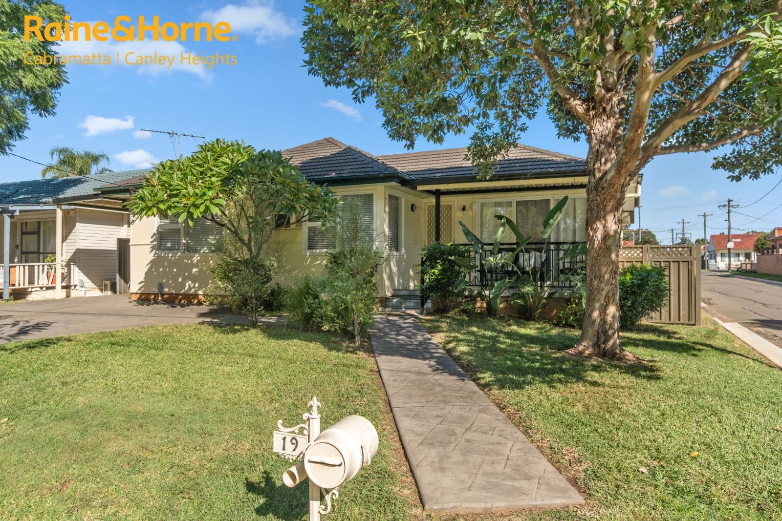 19 KAROON AVENUE, Canley Heights NSW 2166, Image 1