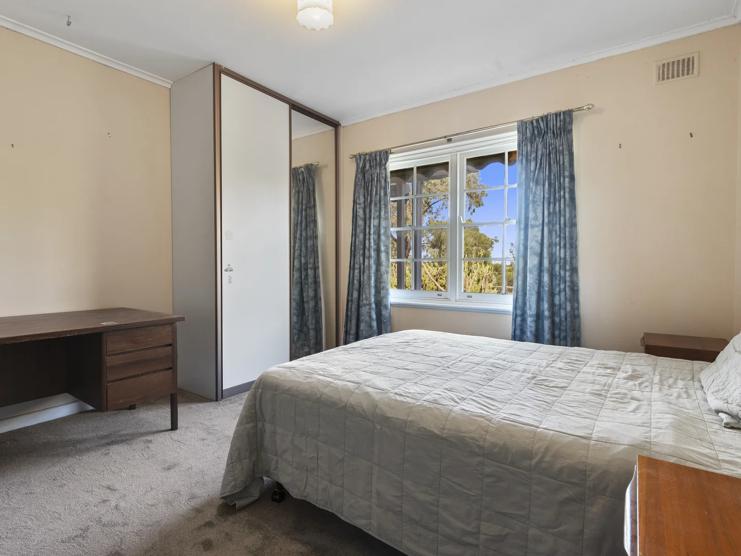 Additional image 10 of 18 Seaview Road, Morphett Vale SA 5162