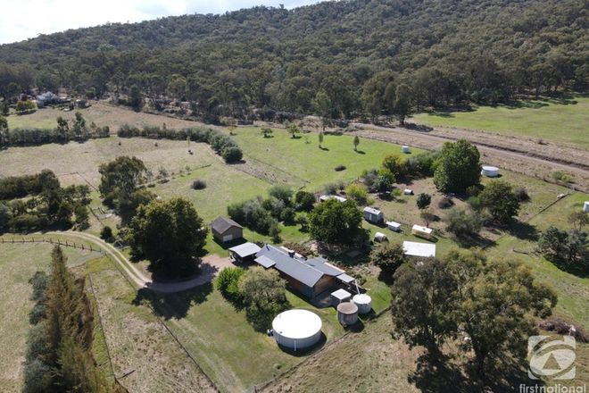 Picture of 3539 Great Alpine Road, GAPSTED VIC 3737