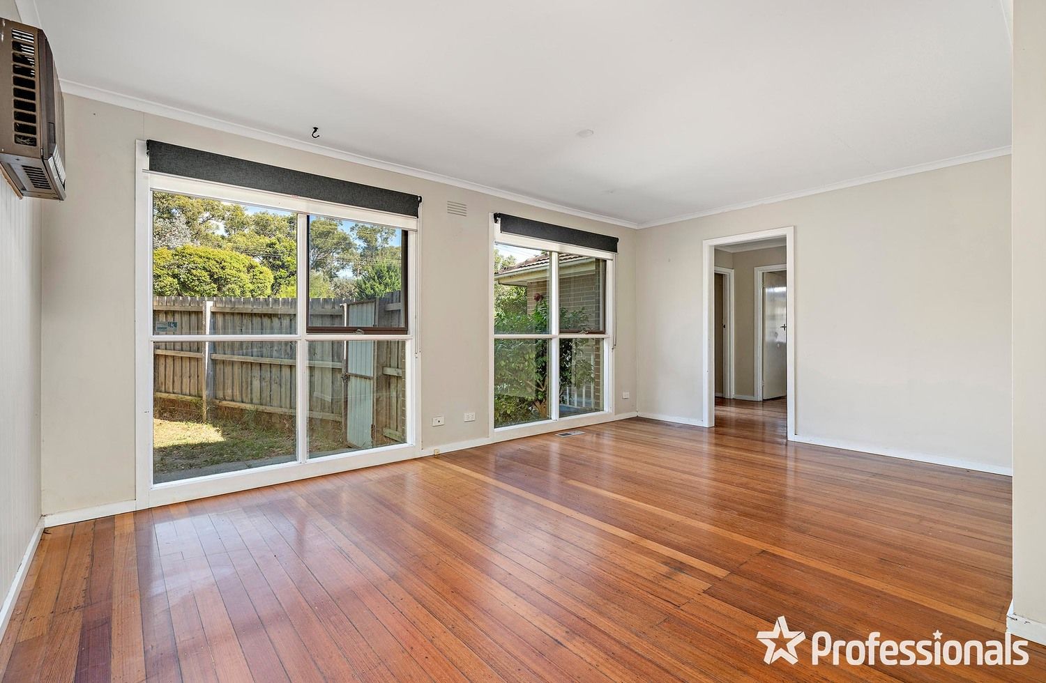 41 Gladesville Drive, Kilsyth VIC 3137, Image 2