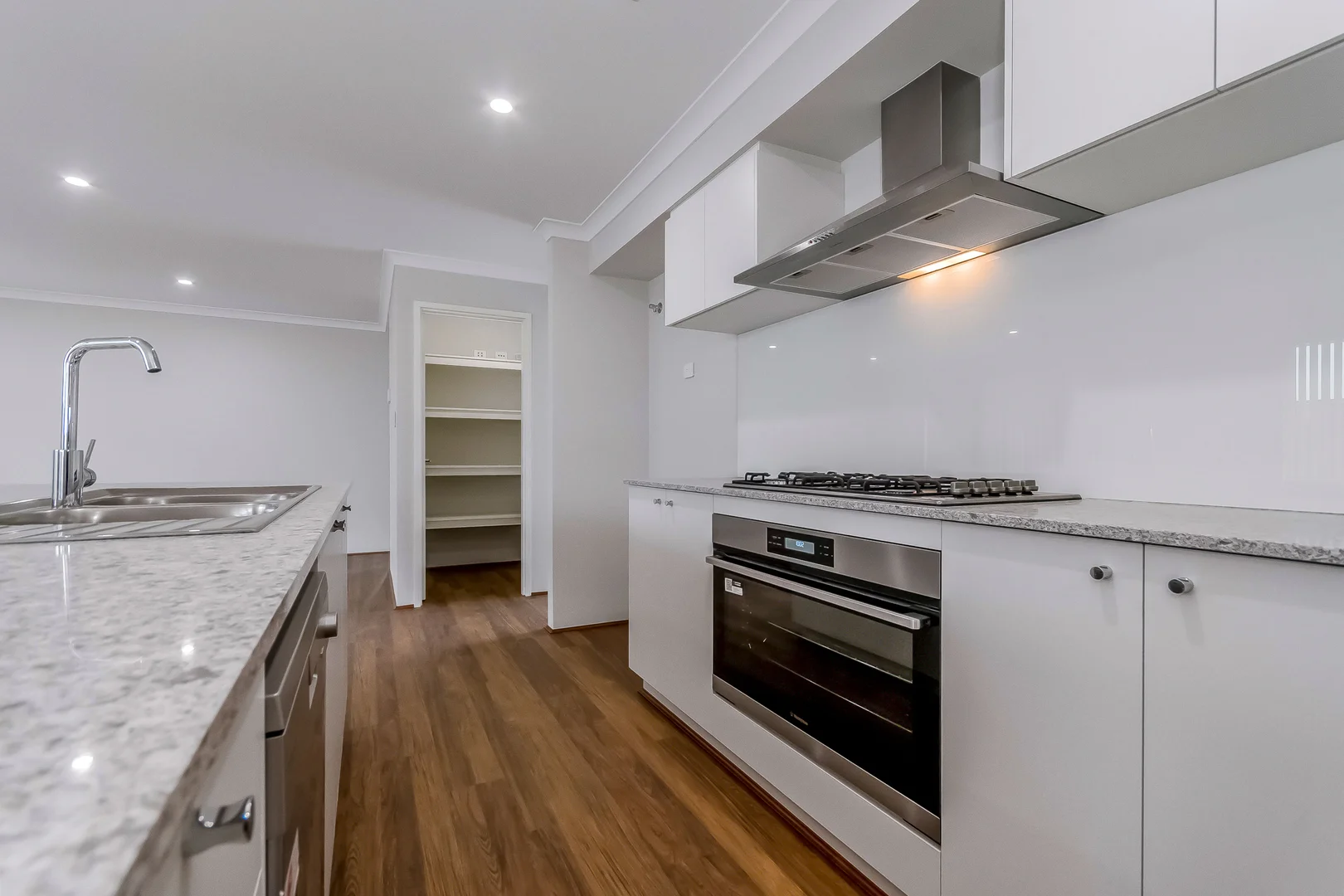 Additional image 16 of 404 Torwood Avenue, Treeby WA 6164