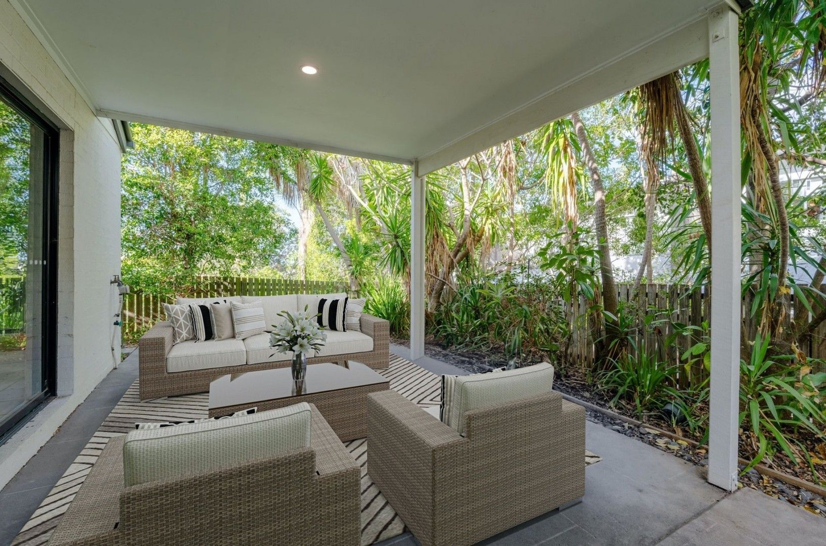 3 bedrooms Townhouse in 3/48 Bundara Street MORNINGSIDE QLD, 4170