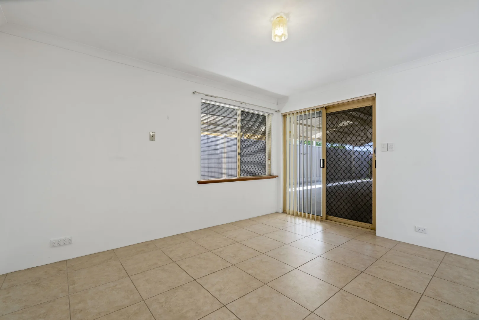 Additional image 6 of 13B Chester Pl, Beechboro WA 6063