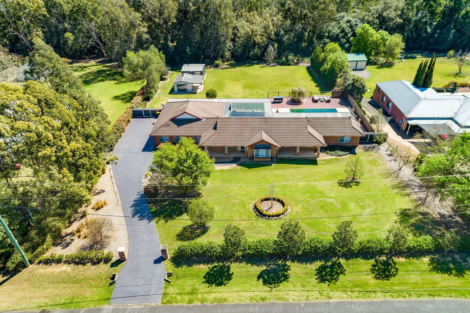 27 Benwerrin Crescent, Grasmere NSW 2570, Image 0