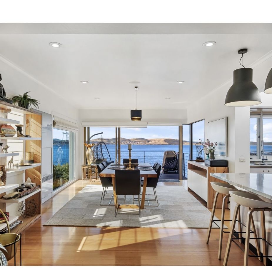 4 bedrooms House in 2/816 Sandy Bay Rd SANDY BAY TAS, 7005